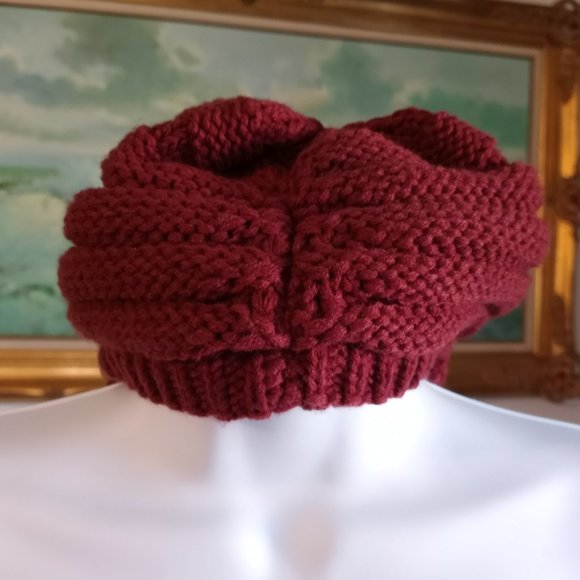 C. C. Exclusives NWT Knit Burgundy One Size Cap with Brim-Item #209 - Picture 2 of 3